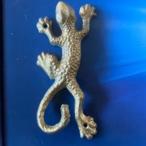 Accents - Lizard wall art or hook Accents - Lizard wall art or hook